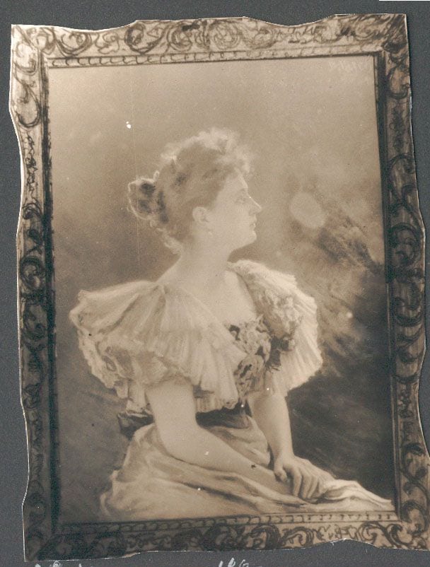 Historical photograph of Portrait of unknown lady(Morozova?), 1899 from the family album