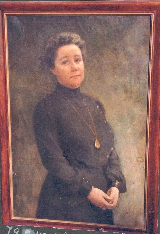 Historical photograph of Nadja Stember, wife of the artist, 1907 from the family album