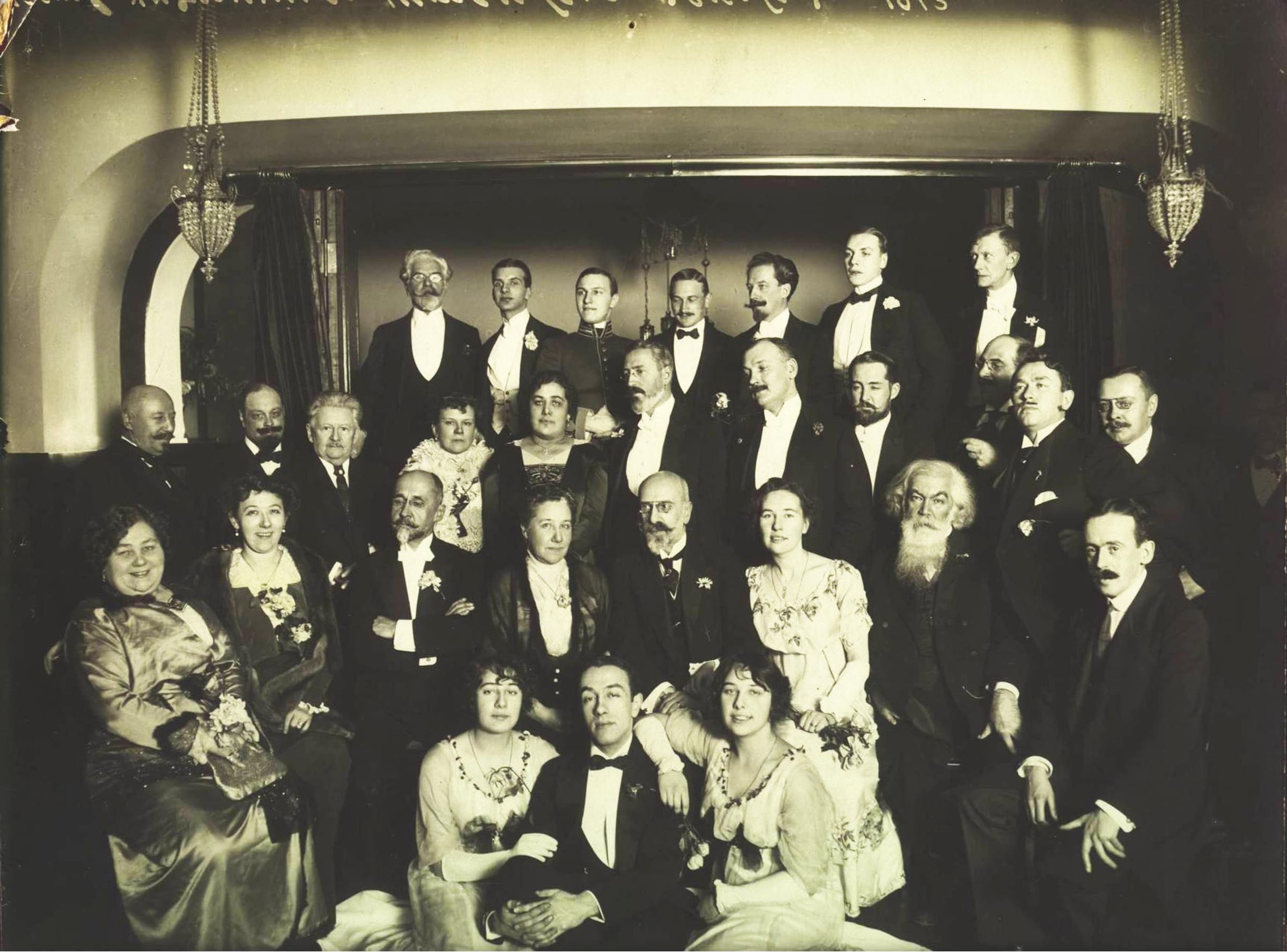 1913: Moscow Stember celebrated the 25th Anniversary of his career with an exhibition of 75 painting