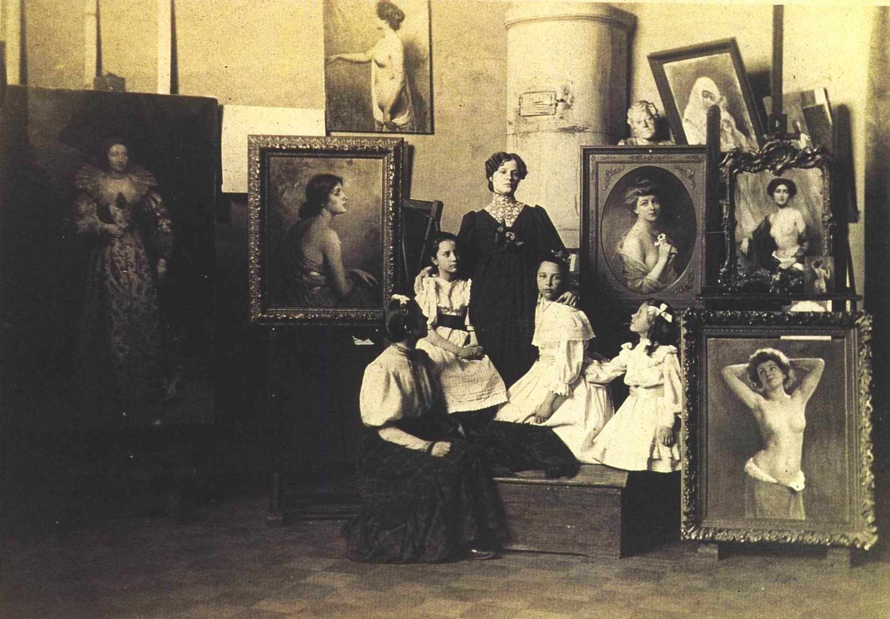 1906. Studio near Moscow on Moskvaretsky Bridge, across from the Kremlin. The view from this studio