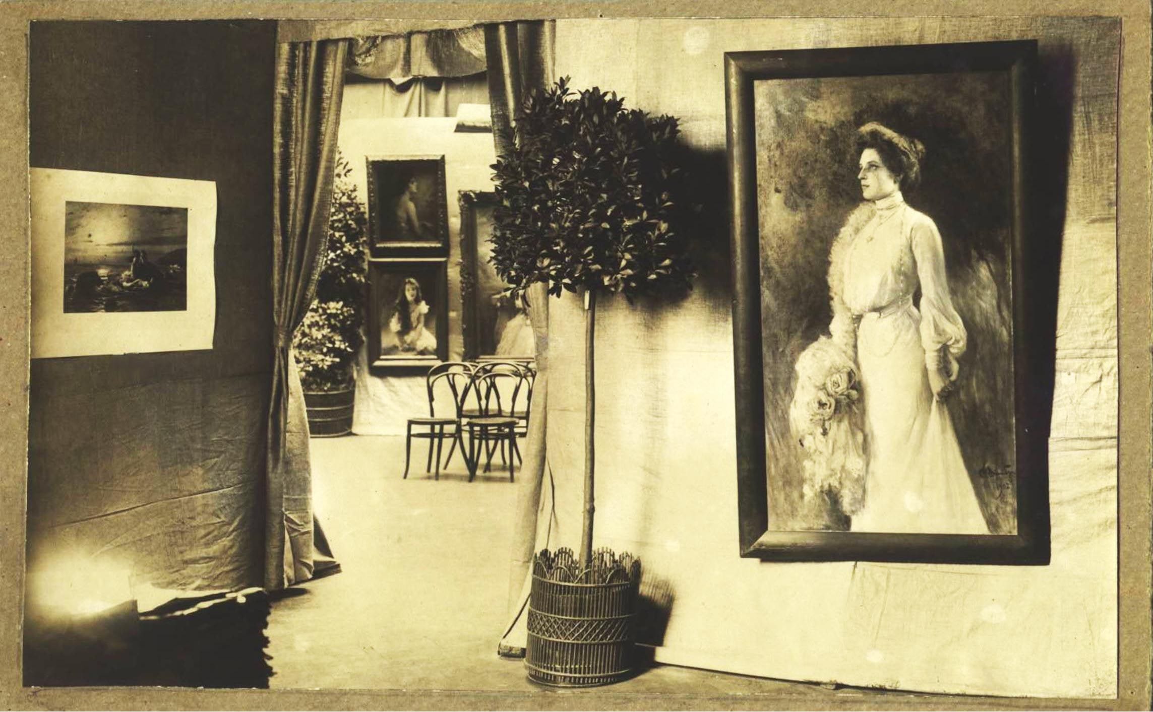 Photograph 9